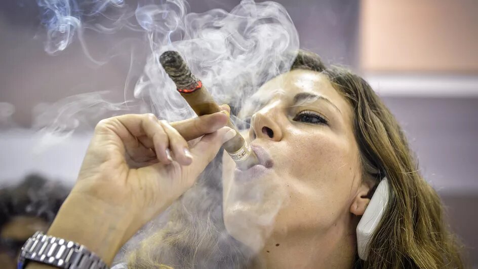 Cigare cubain, le concours insolite de la cendre la plus longue