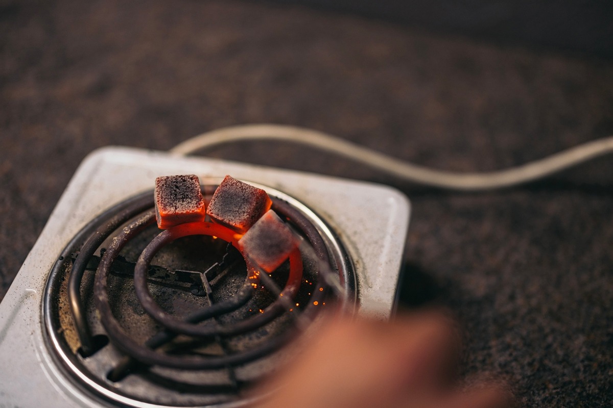 Souffleur à Air Réglable Pour Barbecue Et Feu De Camp - Puissance Jusqu'à 500W - Allume Le Charbon Rapidement Et Entretient Les Flammes