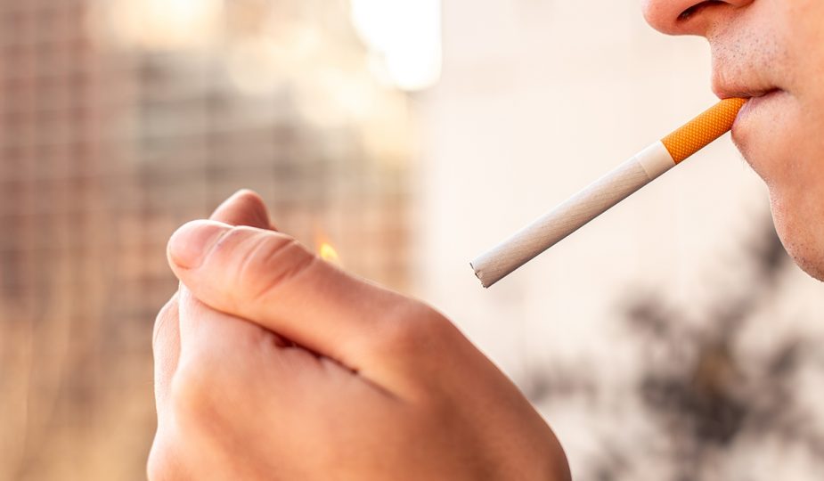 Alerte tabac : de nouveaux lieux sans cigarette dès l'été 2025