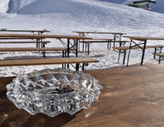 Tabac : comme sur les plages, il est désormais interdit de fumer sur les pistes de ski