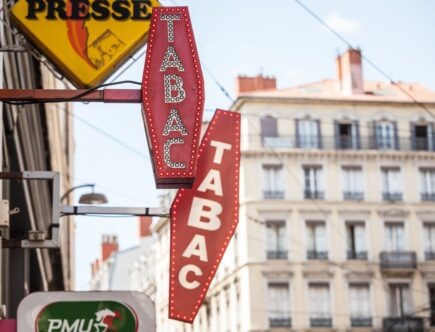 Des « boutons d’alerte » sur smartphone pour sécuriser les buralistes niçois