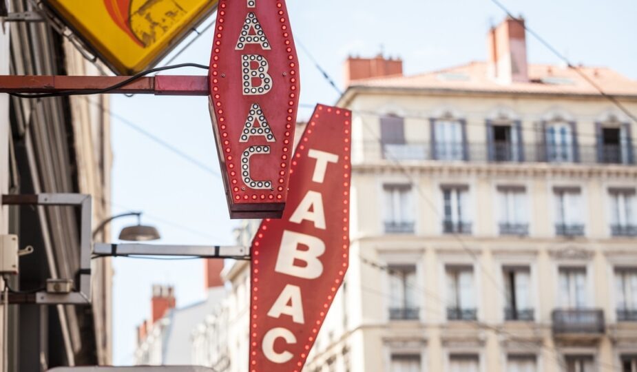 Des « boutons d’alerte » sur smartphone pour sécuriser les buralistes niçois