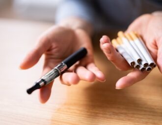 Cigarette en baisse, vape en hausse : la nouvelle habitude des Français