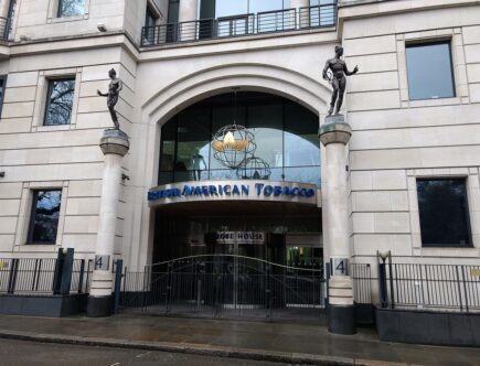 British American Tobacco accélère sa transformation avec des milliers de suppressions de postes