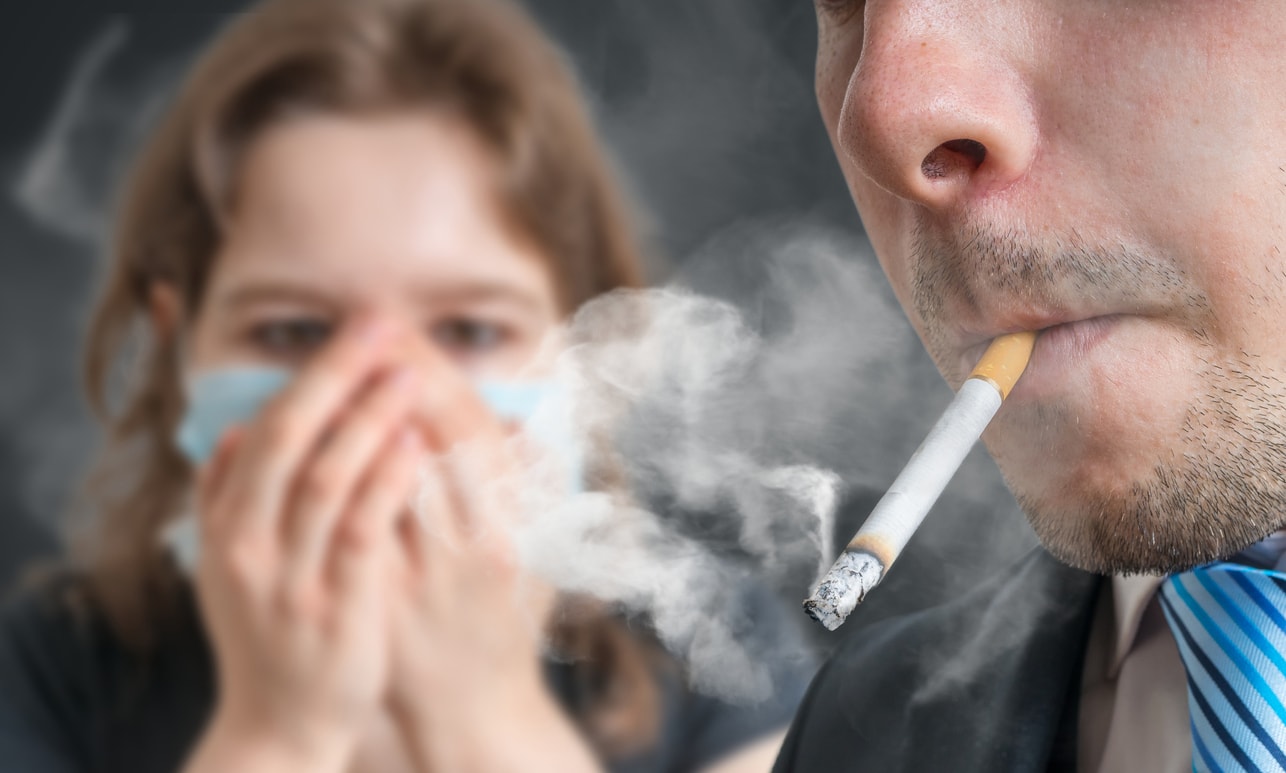 Comment enrayer l'odeur de fumée de cigarette de ses voisins?